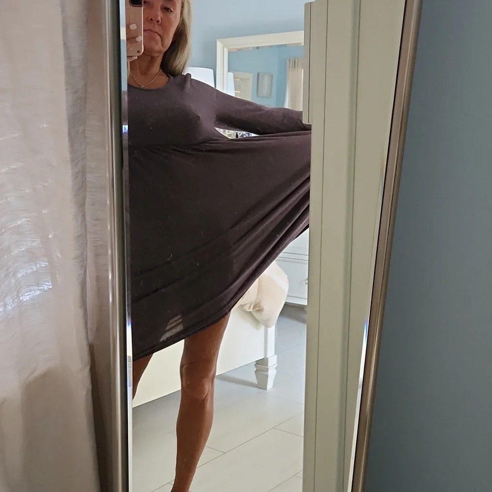Riah - Picture 2 of 6